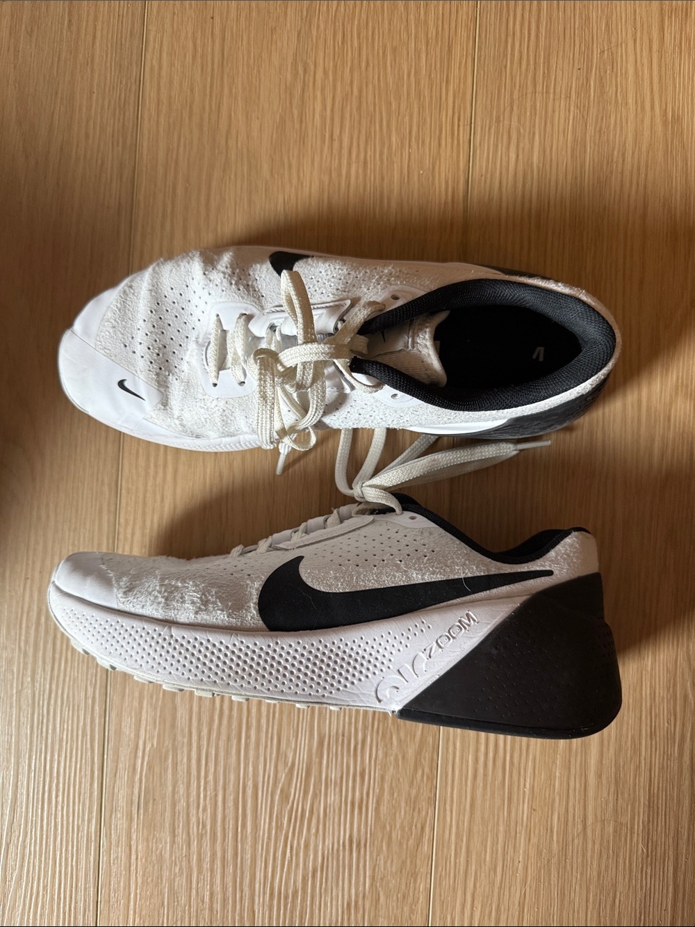 Nike White Black Athletic Shoes - good lateral stability
